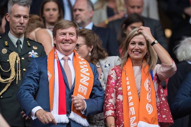 (L-R) his royal higness king Willem Alexander of the Netherlands, het royal highness queen Maxima during the UEFA WEURO 2017 Group A group stage match between The Netherlands and Norway at the Galgenwaard Stadium on July 16, 2017 in Utrecht, The Netherlands Women: The Netherlands v Norway UEFA WEURO 2017 2017 2018 xVIxVIxImagesx xGerritxvanxKeulenxIVx 8242787