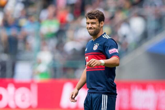 Moechengladbach, Germany 15.07.2017, Telekom Cup, FC Bayern Muenchen - TSG 1899 Hoffenheim, Juan Bernat (FCB) gestikuliert ( DeFodi001