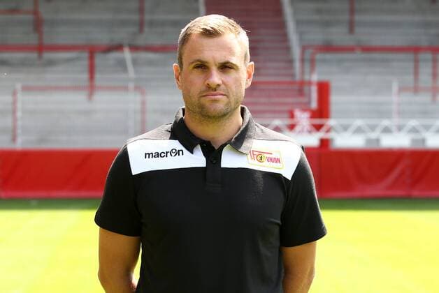 Physiotherapeut Hendrik Schreiber Fußball Fussball 2.Bundesliga Herren DFL Porträttermin Saison 2017 2018 17.07.2017 1.FC Union Berlin FCU , Porträt, Vorstellung, Präsentation, Pressetermin