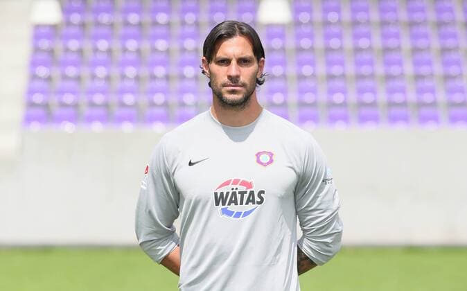 Fussball 2.Bundesliga Aue, 17.07.2017, Erzgebirgsstadion, Fussball, 2.Bundesliga, FC Erzgebirge Aue , GER, Porträttermin 2017 2018 , Im Bild: Torhüter Daniel Haas. ,