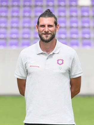 Fussball 2.Bundesliga Aue, 17.07.2017, Erzgebirgsstadion, Fussball, 2.Bundesliga, FC Erzgebirge Aue , GER, Porträttermin 2017 2018 , Im Bild: Co-Trainer Robin Lenk ,