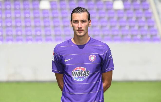 Fussball 2.Bundesliga Aue, 17.07.2017, Erzgebirgsstadion, Fussball, 2.Bundesliga, FC Erzgebirge Aue , GER, Porträttermin 2017 2018 , Im Bild: Dominik Wydra. ,