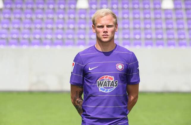 Fussball 2.Bundesliga Aue, 17.07.2017, Erzgebirgsstadion, Fussball, 2.Bundesliga, FC Erzgebirge Aue , GER, Porträttermin 2017 2018 , Im Bild: Sören Bertram. ,