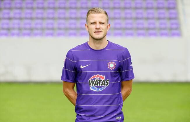 Fussball 2.Bundesliga Aue, 17.07.2017, Erzgebirgsstadion, Fussball, 2.Bundesliga, FC Erzgebirge Aue , GER, Porträttermin 2017 2018 , Im Bild: Nicky Adler. ,