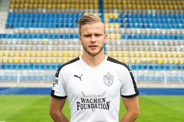 Porträt: Fußball, GER, 3.Liga, Porträttermin 2017 2018, FC Carl Zeiss Jena, Guillaume Cros Ernst Abbe Sportfeld