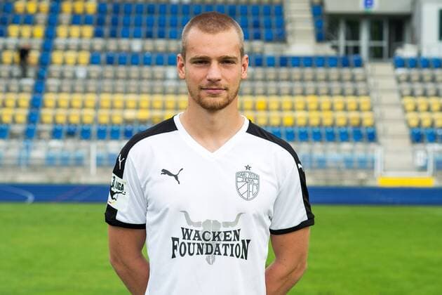 Porträt: Fußball, GER, 3.Liga, Porträttermin 2017 2018, FC Carl Zeiss Jena, Maximilian Schlegel Ernst Abbe Sportfeld