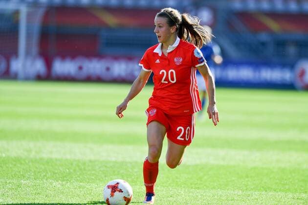 Margarita Chernomyrdina (Russland, Russia) (20) im Vorwärtslauf in Aktion, in Action, Fussball, UEFA Women s EURO 2017, Italien - Russland, xmkx