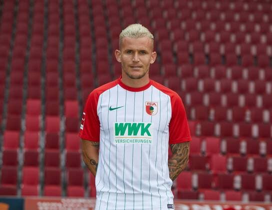 Jonathan Schmid, Fußball, GER, 1. BL, Porträttermin 2017 2018, FC Augsburg,
