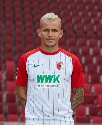 Jonathan Schmid, Fußball, GER, 1. BL, Porträttermin 2017 2018, FC Augsburg,