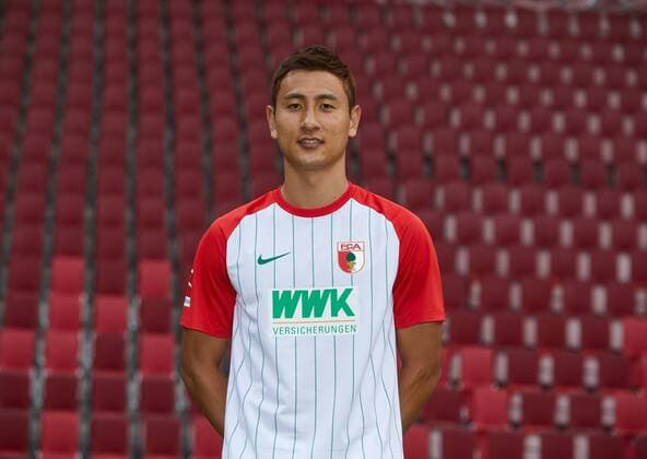 Dong-Won Ji, Fußball, GER, 1. BL, Porträttermin 2017 2018, FC Augsburg,