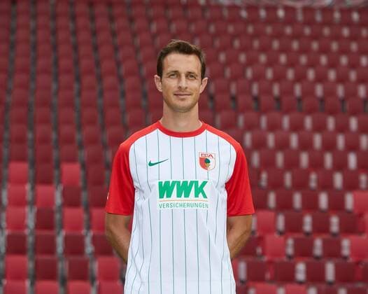 Christoph Janker, Fußball, GER, 1. BL, Porträttermin 2017 2018, FC Augsburg,