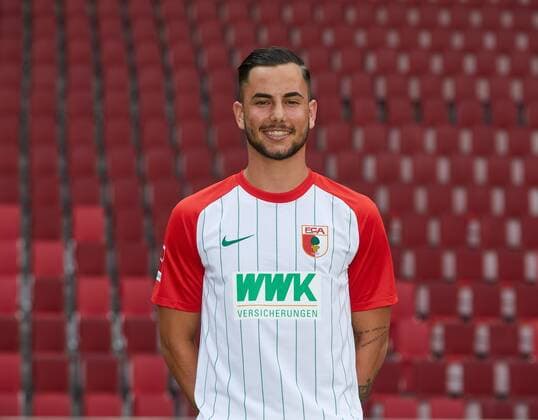 Marco Richter, Fußball, GER, 1. BL, Porträttermin 2017 2018, FC Augsburg,