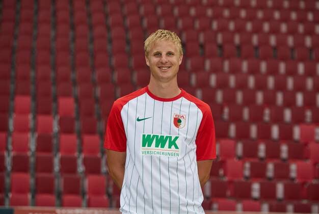 Martin Hinteregger, Fußball, GER, 1. BL, Porträttermin 2017 2018, FC Augsburg,