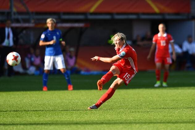 Torschuss Elena Danilova (Russland) 15), Fussball, UEFA Women s EURO 2017, Italien - Russland, xmkx