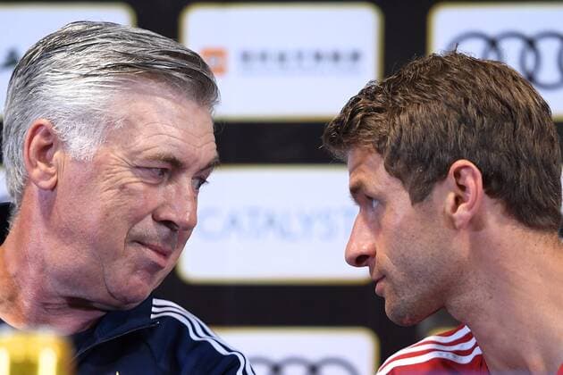 Themen der Woche - SPORT Bilder des Tages - SPORT German football player Thomas Muller, right, and head coach Carlo Ancelotti of FC Bayern Munich, attend a press conference PK Pressekonferenz for the Shanghai match of 2017 International Champions Cup China against Arsenal F.C. in Shanghai, China, 18 July 2017. Bayern Munich gears up for 2017 International Champions Cup against Arsenal in Shanghai  20170718_81320