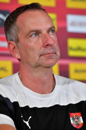 SOCCER - UEFA EURO EM Europameisterschaft Fussball 2017, ENG vs SCO WAGENINGEN,NETHERLANDS,19.JUL.17 - WOMEN SOCCER - UEFA Women s European Championship EM Europameisterschaft 2017, OEFB, Oesterreichischer Fussball-Bund, press conference PK Pressekonferenz team AUT. Image shows head coach Dominik Thalhammer (AUT). GEPAxpictures xFlorianxErtl