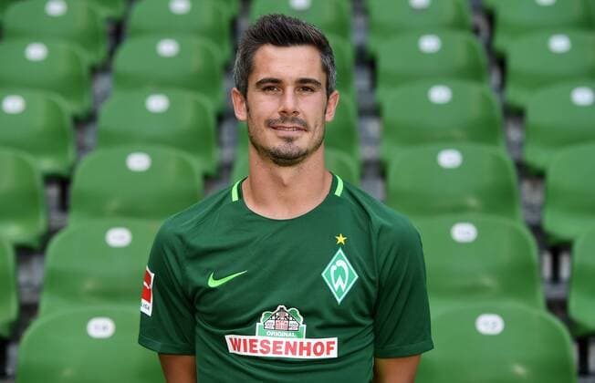 FUSSBALL 1. BUNDESLIGA SAISON 2017 2018 Porträttermin SV Werder Bremen: Fin Bartels Bremen