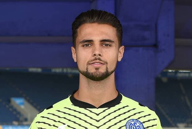 Fußball 2. Bundesliga Offizieller Fototermin MSV Duisburg am 15.07.2017 in der Schauinsland-Reisen-Arena in Duisburg Daniel Zeaiter ( Duisburg ) xRx