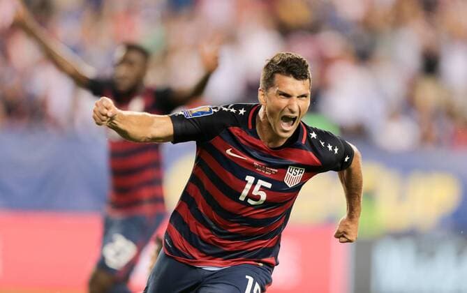 July 19, 2017 - Philadelphia, PA, USA - Philadelphia, PA - Wednesday July 19, 2017: Eric Lichaj celebrates his goal during a 2017 Gold Cup match between the men s national teams of the United States (USA) and El Salvador (SLV) at Lincoln Financial Field. Eric Lichaj - ZUMAt139 20170719_zaa_t139_004 Copyright: xJohnxDortonx
