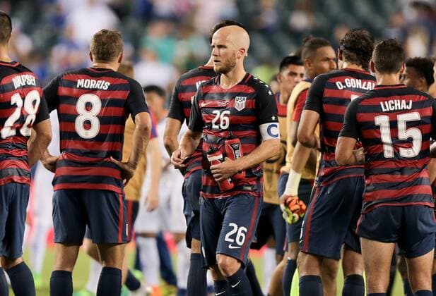 July 19, 2017 - Philadelphia, PA, USA - Philadelphia, PA - Wednesday July 19, 2017: Michael Bradley during a 2017 Gold Cup match between the men s national teams of the United States (USA) and El Salvador (SLV) at Lincoln Financial Field. Michael Bradley - ZUMAt139 20170719_zaa_t139_133 Copyright: xJohnxDortonx