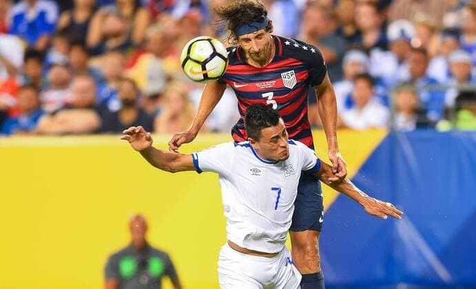 July 19, 2017 - Philadelphia, PA, USA - Philadelphia, PA - Wednesday July 19, 2017: Omar Gonzalez, Darwin Ceren during a 2017 Gold Cup match between the men s national teams of the United States (USA) and El Salvador (SLV) at Lincoln Financial Field. Omar Gonzalez, Darwin Cerén - ZUMAt139 20170719_zaa_t139_143 Copyright: xBradxSmithx