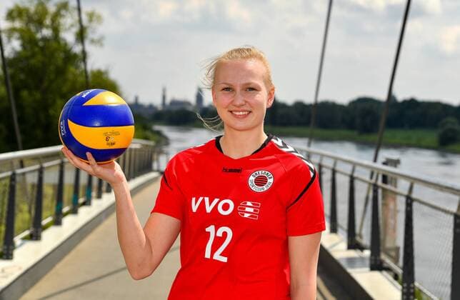 Volleyball, Dresdner SC - Shooting Neuzugang Piia Korhonen in Dresden-Pieschen an der Elbe, Dresdner SC , Volleyball, 1. Bundesliga Frauen, 1. Liga, DSC, Saison 2017 2018, Dresden, 11.07.2017,