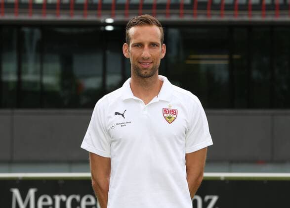 20.07.2017, Deutschland, Stuttgart, VfB Stuttgart II Offizieller Fototermin, Portrait: Reha- und Athletiktrainer Tobias Heizmann
