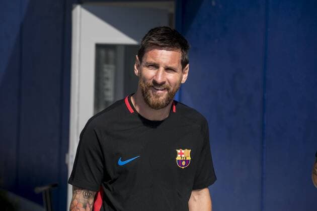 FC Barcelona Barca s Argentinian striker Lionel Messi arrives for a team s training session at the sports facilities of the New York Red Bulls club in Whippany, New Jersey (USA), 20 July 2017. FC Barcelona prepares the season in the United States, where the Spanish club will play friendly matches with Juventus, Manchester United ManU and Real Madrid. FC BARCELONA TRAINING SESSION !ACHTUNG: NUR REDAKTIONELLE NUTZUNG!  Copyright: xEduxBayerx MIA06 20170720-636361719762921273