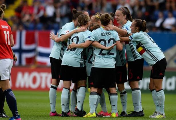 Belgian team celebrates after scoring during a soccer game between Belgian national women s soccer team Red Flames and Norway, the second game in group A in the group stage of the Women s European Championship EM Europameisterschaft 2017 in the Netherlands, Thursday 20 July 2017 in Breda, The Netherlands. DAVIDxCATRY  x05134979x