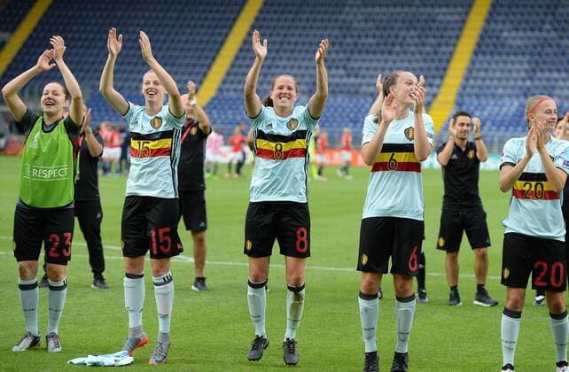 Belgium s Elien Van Wynendaele, Belgium s Yana Daniels, Belgium s Lenie Onzia, Belgium s Tine De Caigny and Belgium s Julie Biesmans celebrate after winning a soccer game between Belgian national women s soccer team Red Flames and Norway, the second game in group A in the group stage of the Women s European Championship EM Europameisterschaft 2017 in the Netherlands, Thursday 20 July 2017 in Breda, The Netherlands. DAVIDxCATRY  x05135085x