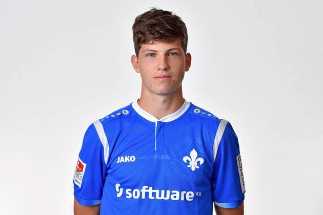 20.07.2017, xfux, Fussball 2.Bundesliga, SV Darmstadt 98 Fototermin 2017 2018, Fußball, GER 2.BL Porträttermin 2017 2018, emonline, Leo Petri (SV Darmstadt 98) Darmstadt