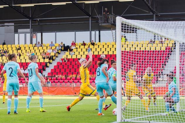 (L-R) Natalya Solodkaya of Russia women, Nadezhda Smirnova of Russia women, Nilla Fischer of Sweden women, Daria Makarenko of Russia women, Anna Kozhnikova of Russia women, Lotta Schelin of Sweden women, Stina Blackstenius of Sweden women during the UEFA WEURO 2017 Group B group stage match between Sweden and Russia at The Adelaarshorst on July 21, 2017 in Deventer, The Netherlands Women: Sweden v Russia UEFA WEURO 2017 2017 2018 xVIxVIxImagesx xGerritxvanxKeulenxIVx 8278753