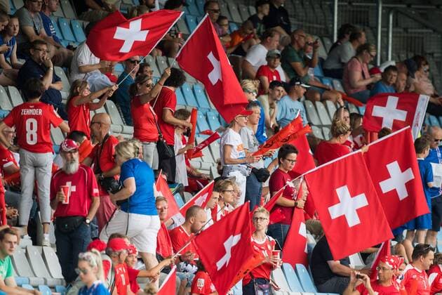 supporters of Switzerland during the UEFA WEURO 2017 Group C group stage match between Iceland and Switzerland at the Vijverberg stadium on July 22, 2017 in Doetinchem, The Netherlands Women: Iceland v Switzerland UEFA WEURO 2017 2017 2018 xVIxVIxImagesx xGerritxvanxKeulenxIVx 8285359