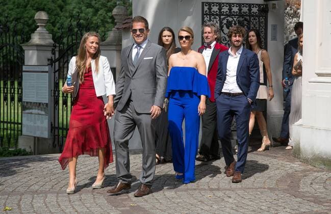 PAPARAZZI BRAK ZGODY NA PUBLIKACJE WIZERUNKU I DANYCH OSOBOWYCH 2017.07.22 KRAKOW SLUB AGNIESZKA RADWANSKA DAWID CELT NZ FOT FOKUSMEDIA.COM.PL NEWSPIX.PL --- Newspix.pl 2017.07.22 KRAKOW AGNIESZKA RADWANSKA AND DAWID CELT WEDDING IN CRACOV FOT FOKUSMEDIA.COM.PL NEWSPIX.PL PAPARAZZI !!! POLAND OUT !!!  170722MIS561