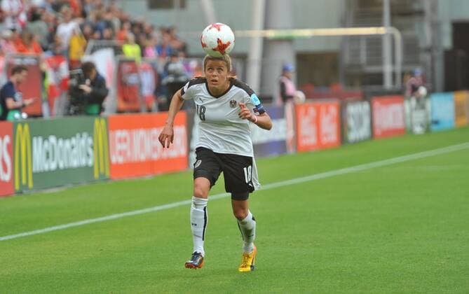 Womens Europeans Austria vs France Utrecht The Netherlands 22nd July 2017 Womens Europeans Austria vs France Laura Feiersinger - Austria heads the ball. 