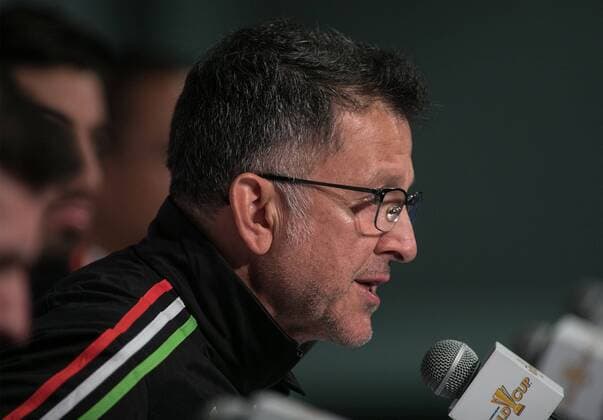 July 22, 2017 - Pasadena, California, U.S - Juan Carlos Osorio, coach of the national team Nationalteam of Mexico attends a Gold Cup soccer conference at the Rose Bowl in Pasadena California on Saturday, July 22, 2017. Juan Carlos Osorio press conference PK Pressekonferenz - ZUMAp124 20170722_zaa_p124_026 Copyright: xArianaxRuizx