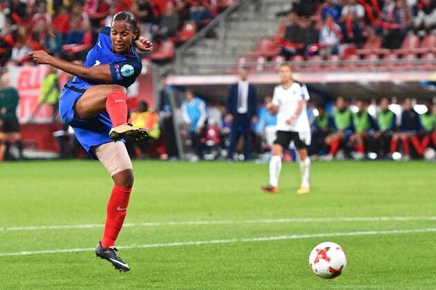 France v Austria UEFA Women s Euros 2017 Marie-Laure Delie of France shoots at goal during the UEFA Women s Euros 2017 match at Stadion Galgenwaard, Utrecht Copyright: xKristianxKanex FIL-10427-0060 UK Newspapers OUT