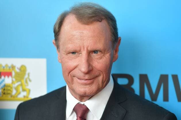 Berti VOGTS (Fussballtrainer), Einzelbild,angeschnittenes Einzelmotiv,Portraet,Portrait,Porträt, Bayerischer Sportpreis 2017 in der BMW Welt,Roter Teppich,Red Carpet am 22.07.2017.