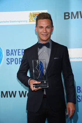 Joshua Kimmich Verleihung des Bayerischen Sportpreis 2017 Auszeichnung, Ehrung, Preis BMW Welt München 22. Juli 2017