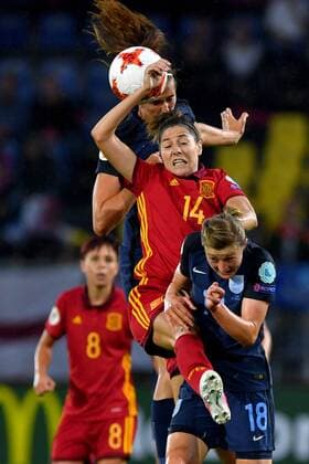 SOCCER - UEFA EURO EM Europameisterschaft Fussball 2017, ENG vs ESP BREDA,NETHERLANDS,23.JUL.17 - WOMEN SOCCER - UEFA Women s European Championship EM Europameisterschaft 2017, Group D, England vs Spain. Image shows Vicky Losada (ESP) and Ellen White (ENG). GEPAxpictures xFlorianxErtl