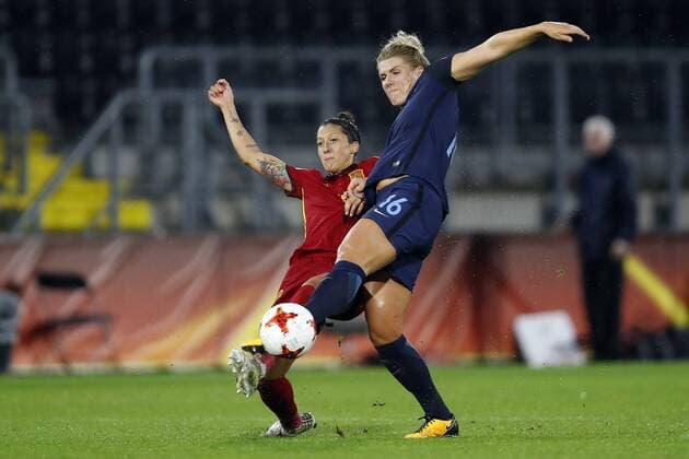 (L-R) Jennifer Hermoso of Spain women, Millie Bright of England women during the UEFA WEURO 2017 Group D group stage match between England and Spain at the Rat Verlegh stadium on July 23, 2017 in Breda, The Netherlands Women: England v Spain UEFA WEURO 2017 2017 2018 xVIxVIxImagesx xMauricexvanxSteenxIVx 8298157