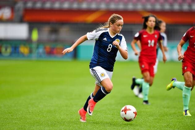 Erin Cuthbert (Schottland , Scotland) (8) im Vorwärtslauf, Fussball, UEFA Women s EURO 2017, Schottland - Portugal, xmkx