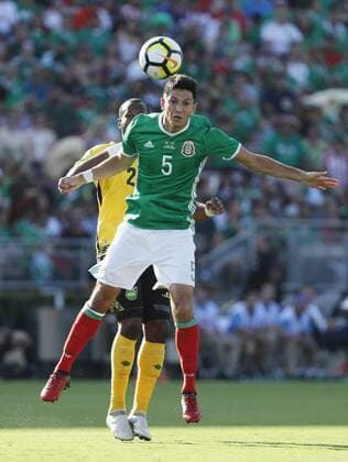 Mexico s Jesus Molina (front) vies for the ball with Jamaica s Jermain Taylor (back) during their Gold Cup semifinal soccer match between Mexico and Jamaica at Rose Bowl stadium in Pasadena, Ca, USA, 23 July 2017. MEXICO VS. JAMAICA !ACHTUNG: NUR REDAKTIONELLE NUTZUNG!  Copyright: xJoséxMéndezx JME01 20170724-636364636517366479