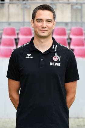 Fußball, GER, 1.BL, Porträttermin 2017 2018, 1. FC Köln, Physiotherapeut Paul Schiedges (FC Köln). Einzelbild, Portrait, Porträt.