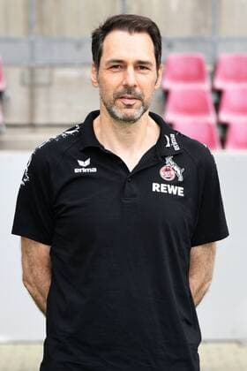 Fußball, GER, 1.BL, Porträttermin 2017 2018, 1. FC Köln, Mannschaftsarzt Dr. Paul Klein (FC Köln). Einzelbild, Portrait, Porträt.