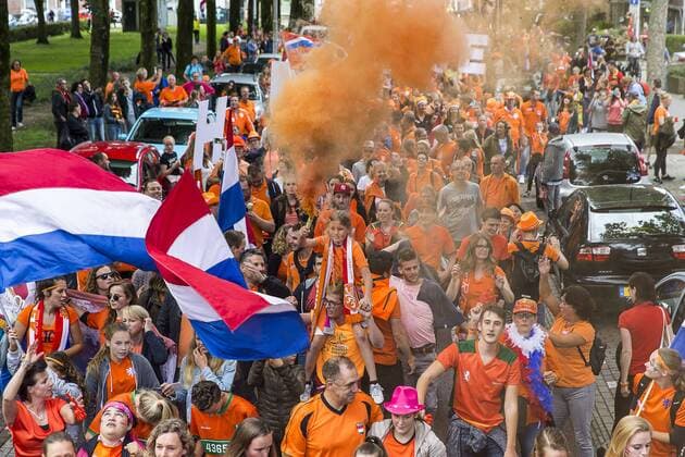 Fußball, Frauen EM, Belgien - Niederlande TILBURG - 24-07-2017. EK vrouwenvoetbal, Woman s Euro 2017, groepswedstrijd Belgie - Nederland. Fanwalk. Belgie - Nederland  x1654641x