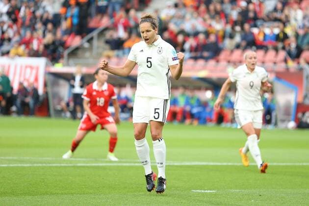 Babett Peter of Germany women during the UEFA WEURO 2017 Group B group stage match between Russia and Germany at the Galgenwaard Stadium on July 25, 2017 in Utrecht, The Netherlands Women: Russia v Germany UEFA WEURO 2017 2017 2018 xVIxVIxImagesx xTomxBodexMultimediaxIVx 8309995