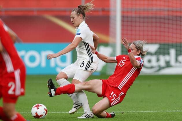 Kristin Demann of Germany women, Elena Danilova of Russia women during the UEFA WEURO 2017 Group B group stage match between Russia and Germany at the Galgenwaard Stadium on July 25, 2017 in Utrecht, The Netherlands Women: Russia v Germany UEFA WEURO 2017 2017 2018 xVIxVIxImagesx xTomxBodexMultimediaxIVx 8310004