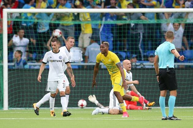 ASTANA 26.07.2017 PIERWSZY MECZ III RUNDA KWALIFIKACJE LIGA MISTRZOW SEZON 2017 18: FK ASTANA - LEGIA WARSZAWA --- UEFA CHAMPIONS LEAGUE FIRST LEG THIRD QUALIFYING ROUND MATCH: FC ASTANA - LEGIA WARSAW KRZYSZTOF MACZYNSKI JUNIOR KABANANGA FOT. PIOTR KUCZA FOTOPYK NEWSPIX.PL --- Newspix.pl  170726PYK0043