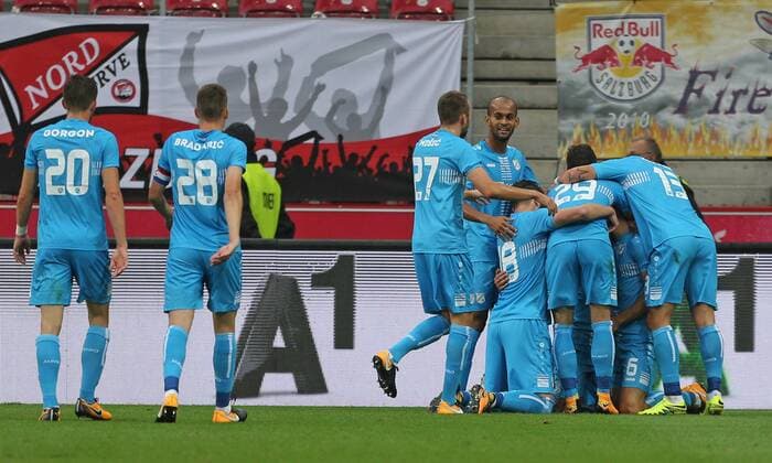 SOCCER - UEFA CL quali, RBS vs Rijeka SALZBURG,AUSTRIA,26.JUL.17 - SOCCER - UEFA Champions League qualification, Red Bull Salzburg vs HNK Rijeka. Image shows the rejoicing of HNK Rijeka. GEPAxpictures xThomasxBachun